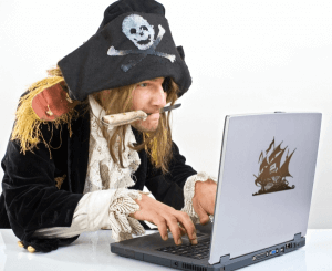 Logiciels illégaux... Les entreprises dénoncées par les ex-collaborateurs !