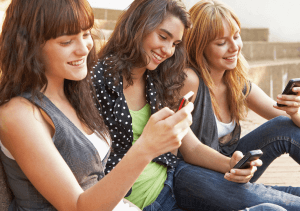Millennials : 49 jours sur leur smartphone !