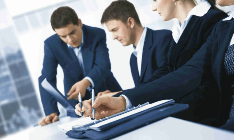 Iris Professionnal Services I.R.I.S. sur tous les fronts de la transformation digitale