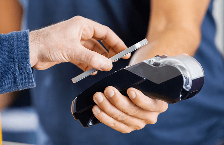 Payer à la caisse (à partir de mai prochain) sans contact, merci Belfius !