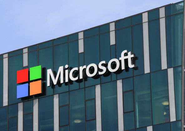 Microsoft 365, une offre sous forme de pack réunissant plusieurs produits en un seul à l’attention des petites et grandes entreprises.