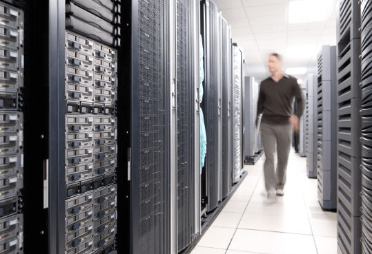 Forte transition vers le cloud hybride. Dès lors, estime McAfee, la question des compétences en gestion de la sécurité devient centrale.
