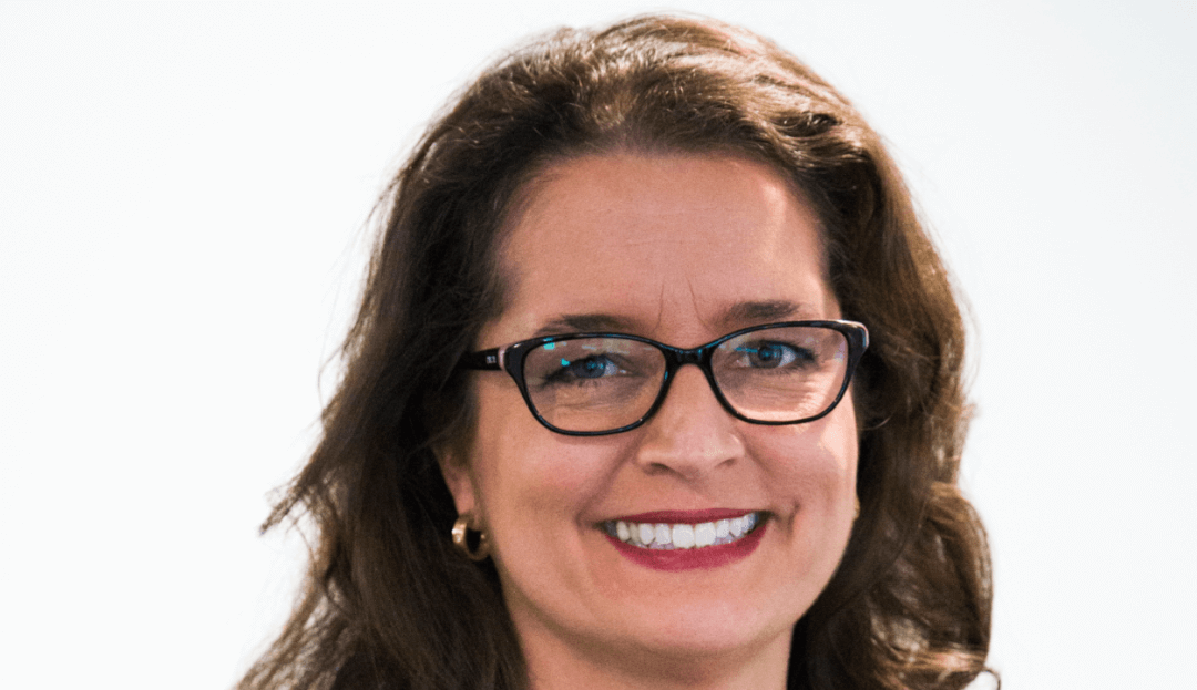 IRENE VELDSTRA (GETRONICS) Irène Veldstra cumule une double responsabilité : CEO et Sales Director. L'ambition est claire : se rapprocher davantage des clients, tisser de véritables partenariats.