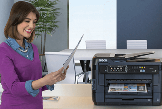Quelle est la place de l’impression à l’heure du digital ? Adrian McLellan, Head of Business Imaging EMEAR, Epson, estime qu’elle demeure au cœur des entreprises utilisant le digital pour ré-imaginer les flux de travail et les processus.