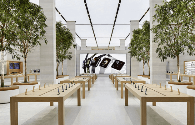 Pour la première fois depuis le lancement de l'iPhone en 2007, Apple émet un avertissement sur son chiffre d'affaires. En cause, ses hausses de prix.