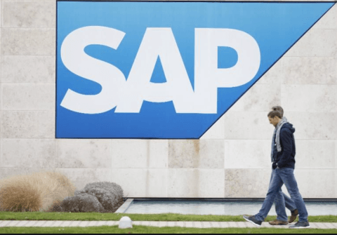 SAP.jpg SAP avait déjà annoncé la fin du support de la version ECC 6 à ce moment, poussant ses clients à s'engager massivement dans S/4HANA...